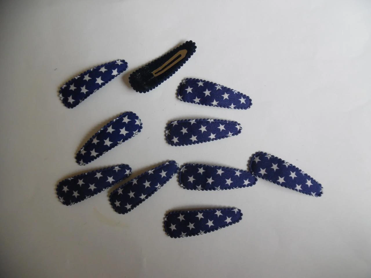 Partij 10 haarspeldjes 5 cm donkerblauw met sterren